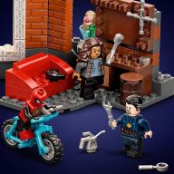 Конструктор LEGO Marvel Super Heroes 76185 Человек-Паук в мастерской Санктума