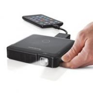 Brookstone HDMI Pocket Projector - портативный проектор для Mac, iPhone, iPad, iPod