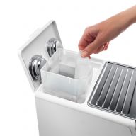 Кофеварка рожковая DeLonghi Active Line ECP 33.21.W белая